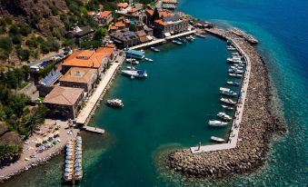 Assos Hunters Hotel - Special Class ( Adults Only)