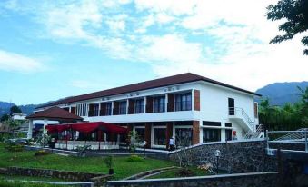 Adhyaksa Resort Cisarua