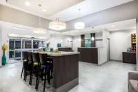 Hawthorn Extended Stay by Wyndham Midland Hotels in Midland