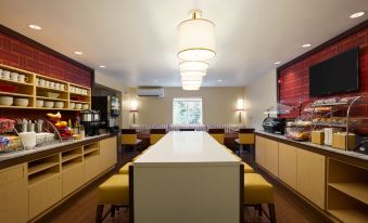 MainStay Suites Detroit Auburn Hills