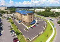 Staybridge Suites Orlando at Seaworld Hôtels à proximité de : SeaWorld Orlando