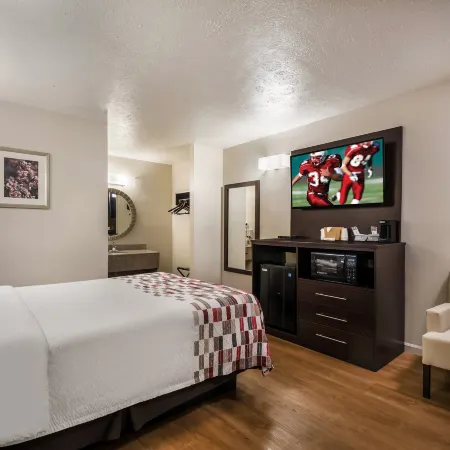 Red Roof Inn Crossville