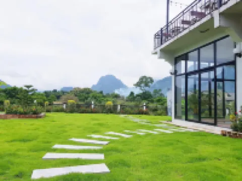 Simon Riverside Hotel Hotels near Jang Cave