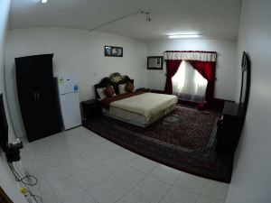 Al Eairy Furnished Apartments Dammam 7