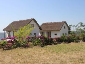 Papa's Cafe and Bungalows