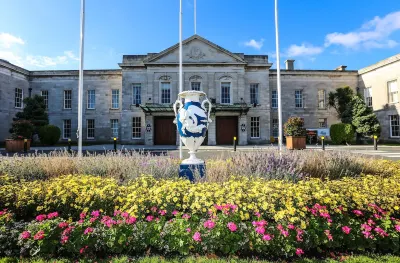 Mespil Hotel Hotel di Dublin