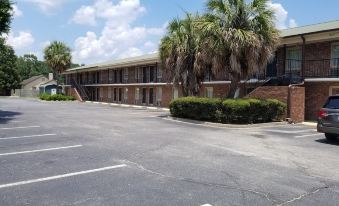 Palmetto Inn