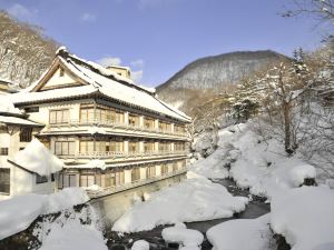 宝川温泉汪泉閣