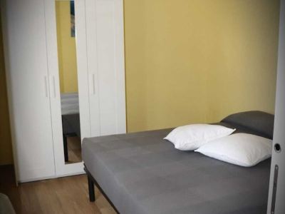 Dependance located 1.6 km from the American Cemetery and 2.5 km from the Borgo Antico