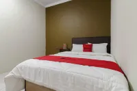 RedDoorz near Cikampek Mall Karawang Hotel di Cikampek