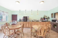 Super 8 by Wyndham Central City Hotels in Central City