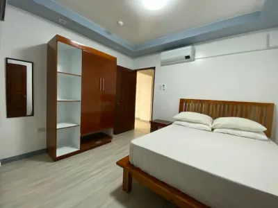 Max n Fe Hotel dekat University of Northeastern Philippines