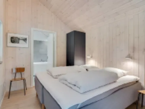 "Ella" - 1.2km to the Fjord Hotels in Rorvig Sogn