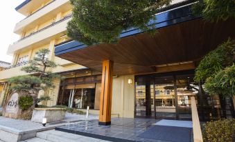 Hananoyado Nishikien