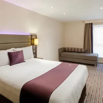 Premier Inn Glasgow City Centre (St. Enoch Square) Отели рядом с достопримечательностью «Клуб Арчес»