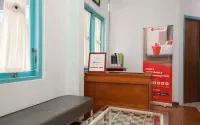 RedDoorz Syariah @ Kartohardjo Madiun Hotels in Kartoharjo