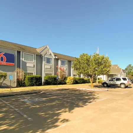 Studio 6 McAlester, OK - South
