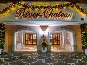 River Château Hotel
