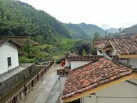 Quzhou Laijia Dazhai Tianjing Homestay - วิวภูเขา
