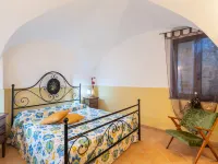 Giallo Hotels in Vasia