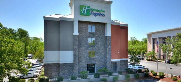 Holiday Inn Express RALEIGH-DURHAM AIRPORT by IHG Отели в г. Уэйк