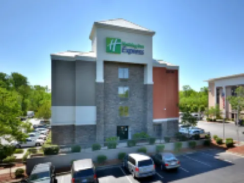 Holiday Inn Express RALEIGH-DURHAM AIRPORT by IHG Hotels in Morrisville