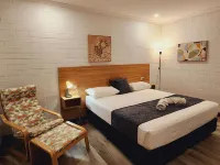 Katherine Motel Hotels in Кэтрин