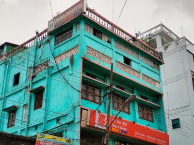 Goroomgo Central Guest House Agartala