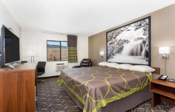 杜波依斯速8酒店