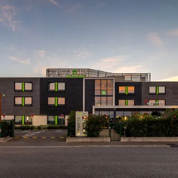 Campanile Carcassonne Est - la CITÉ