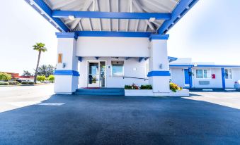 SureStay Hotel by Best Western Seaside Monterey