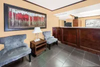 Super 8 by Wyndham Midwest City OK - Parking