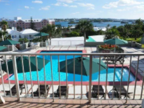 Rosemont Guest Suites Hotels in Hamilton