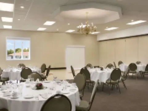 Days Inn by Wyndham Bridgewater Conference Center Hotels in Lunenburg County