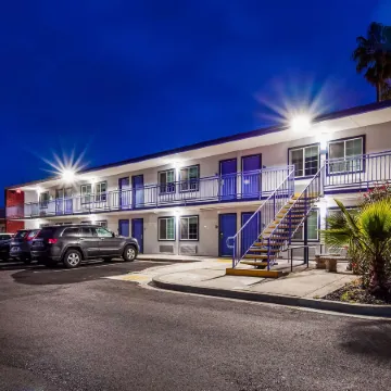 SureStay Plus Hotel by Best Western Sacramento Cal Expo