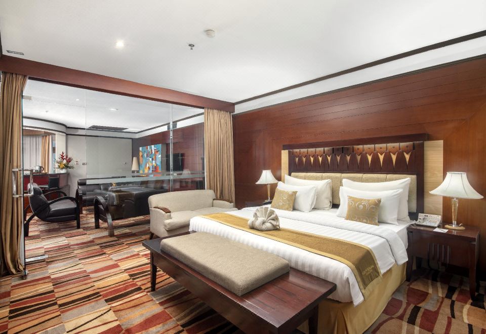 Savoy Homann Over view