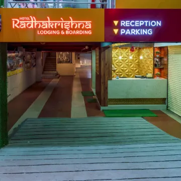 Hotel RadhaKrishna-Couple Friendly