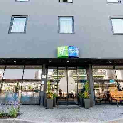 Holiday Inn Express Bordeaux - Lormont Hotel Exterior