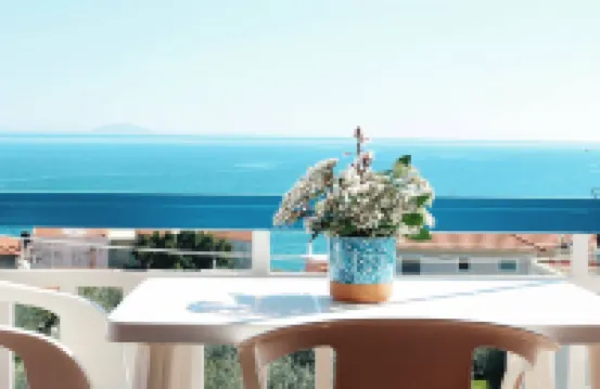 Seaview - Selfcatering Apartment - Helen No 1