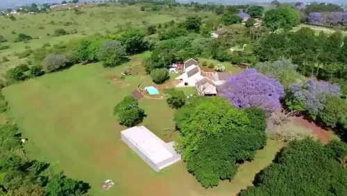 Crest Farm - Self-Catering 2-Bedroom, Wi-fi, Views, Swiming Pool