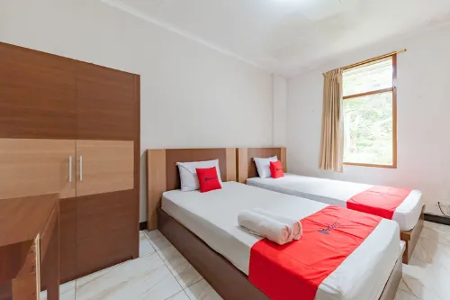 RedDoorz Syariah @ Gambung Ciwidey