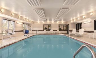 Country Inn & Suites by Radisson, Big Flats (Elmira), NY