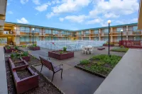 Ramada by Wyndham Rome/Verona Hotels in Rome