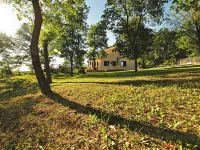 Vesna Hotels in 