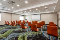 Holiday Inn Express & Suites Miramar Hôtels à : Miramar