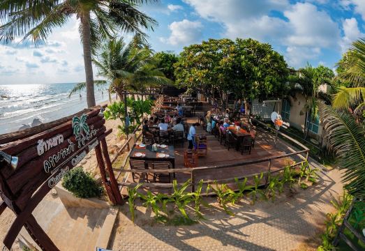 3. 차오라오 카바나..