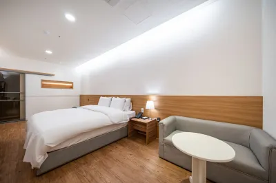 Changwon Masan Ive Hotel Hotels in Masanhoewon-gu