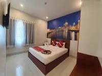 LUCKY HOTEL Hotels in Phuong 1