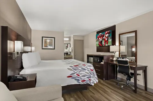 紅頂飯店-鮑德溫