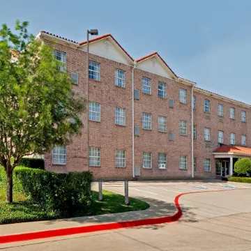 MainStay Suites Addison-Dallas